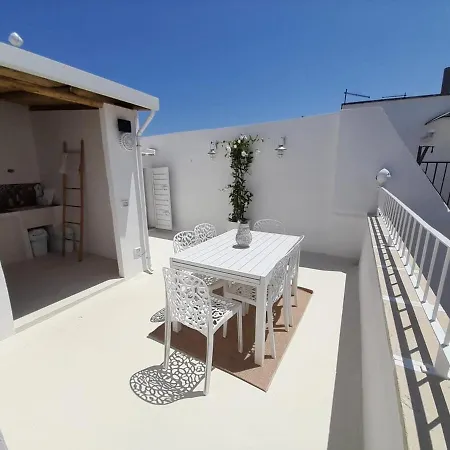 Les Terasses De Nyaraló